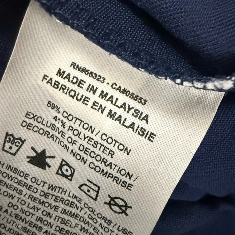 Reebok Women’s Blue Sweatshirt Good Used Conditon Small